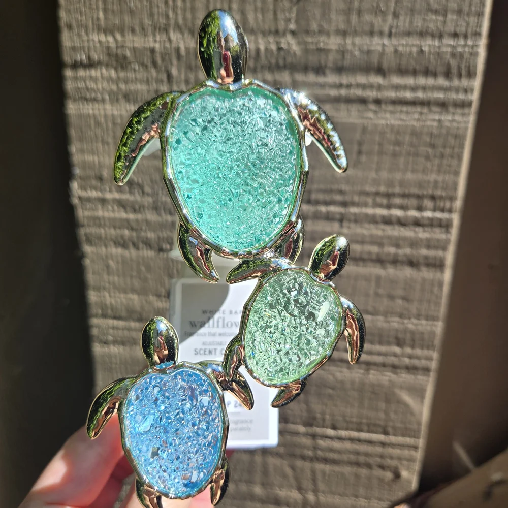 NWT BBW Sea Turtle Trio Wallflower Plug With Free Scent